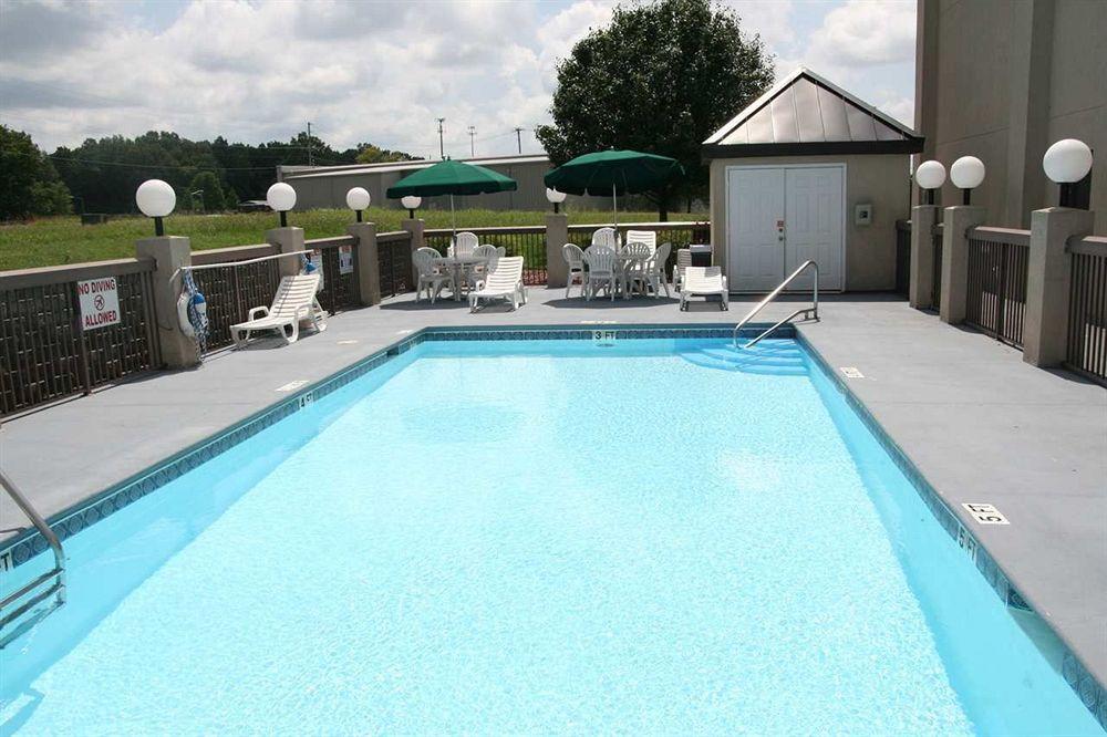 Hampton Inn Tullahoma Exterior foto